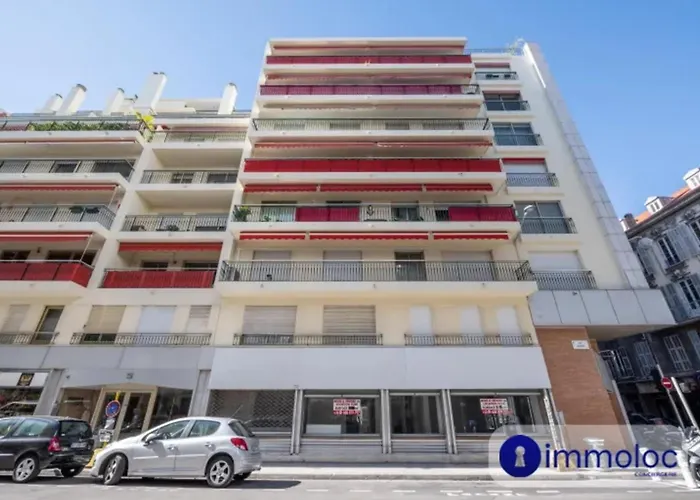 Air-Conditioned Apartment With Terrace Sea View